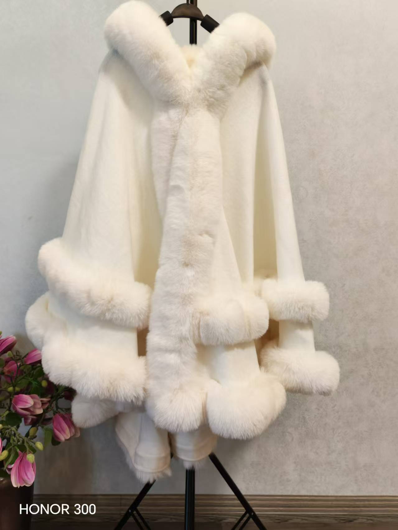 Loose Fur-Collar Shawl Coat with Fleece Lining