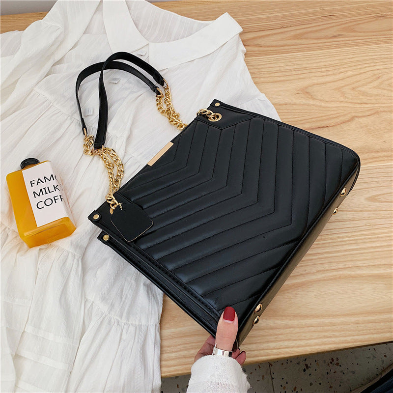 Chain Messenger Bag for Women