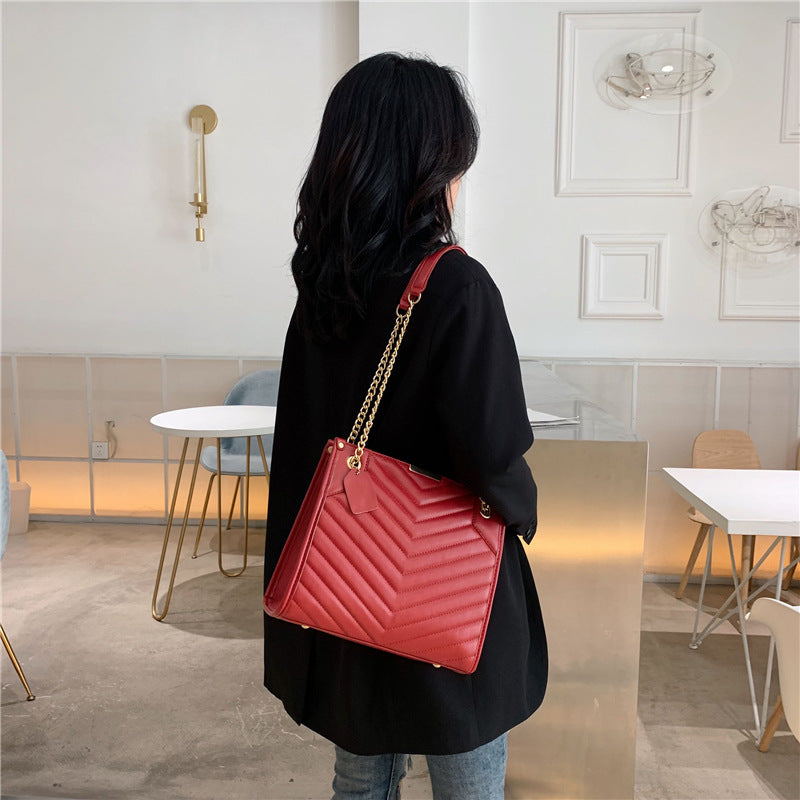 Chain Messenger Bag for Women