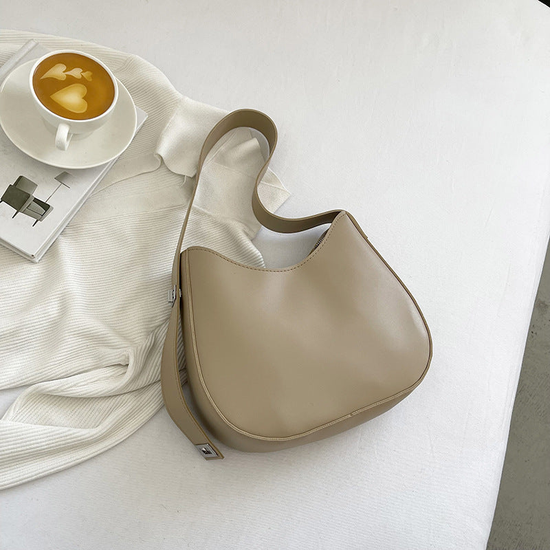 Vintage Underarm Commuter Bag for Women