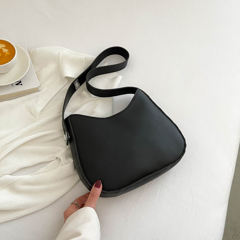 Vintage Underarm Commuter Bag for Women