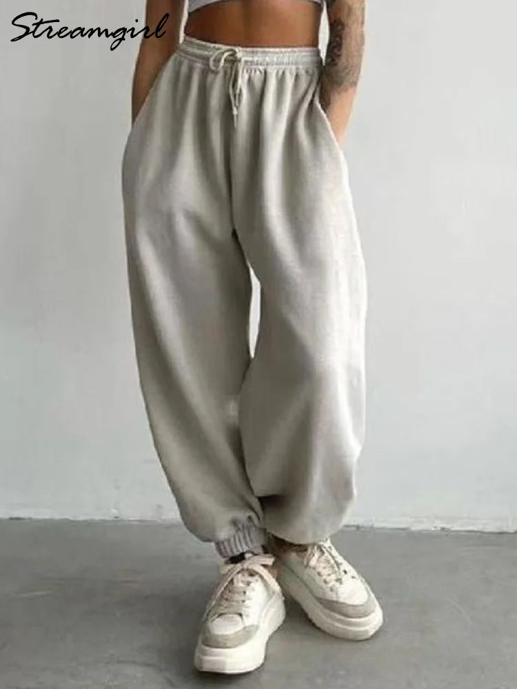 Women’s Luxury Thick Fleece Straight-Leg Sweatpants