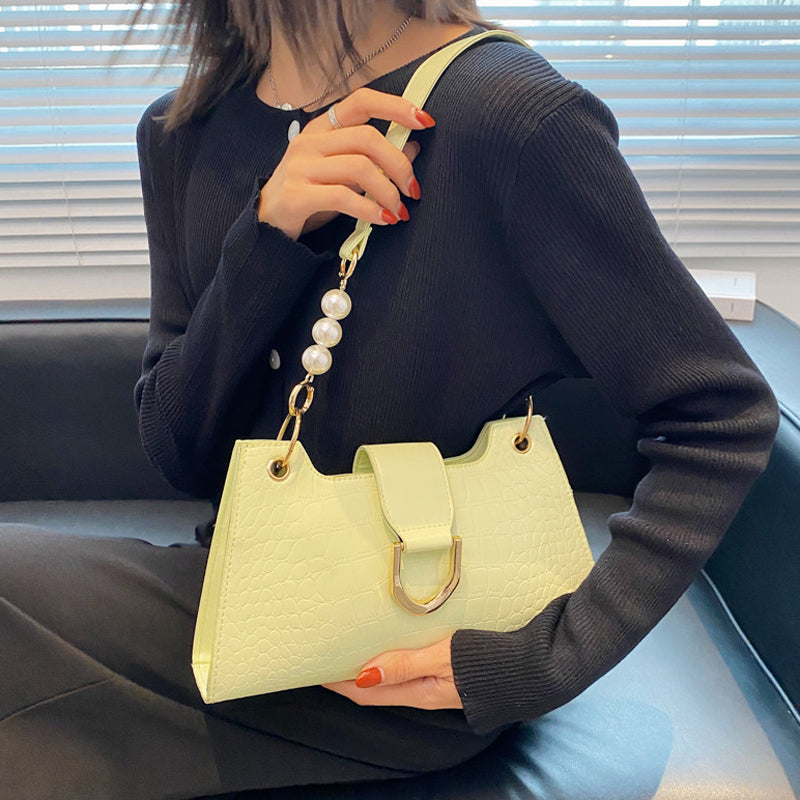 Leisure Pearl Underarm Bag for Women